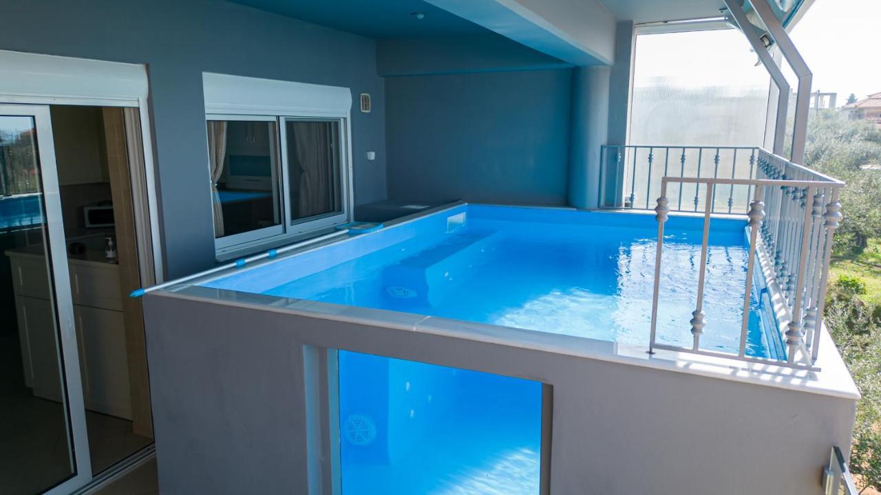 Grand Suites With Private Pools Kalamata Exteriér fotografie