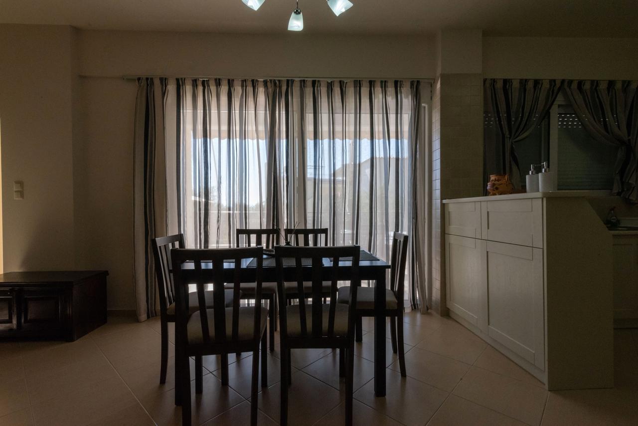 Grand Suites With Private Pools Kalamata Exteriér fotografie